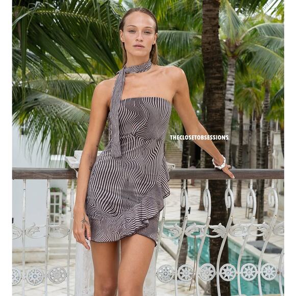 RARE!!! ZARA BLOGGER FAVE!!! Strapless Short Dress NWT - Picture 7 of 16